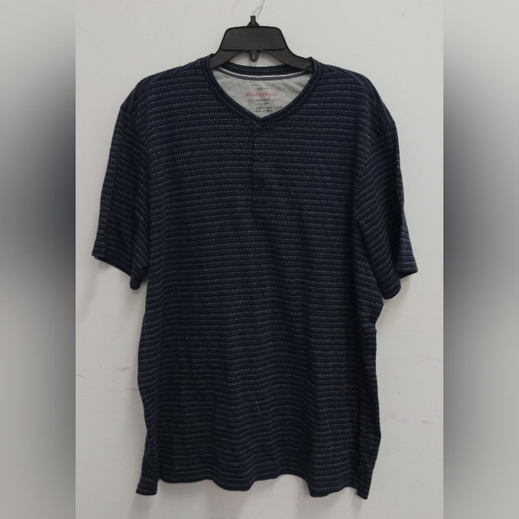 Weatherproof Other - Weatherproof Men's Dark Blue Patterned Tee